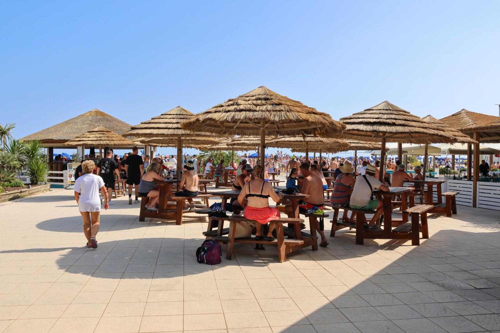 ביביונה Camping Village Capalonga מראה חיצוני תמונה