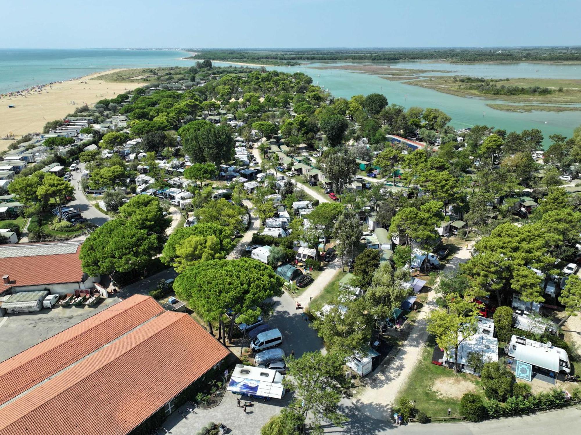 ביביונה Camping Village Capalonga מראה חיצוני תמונה
