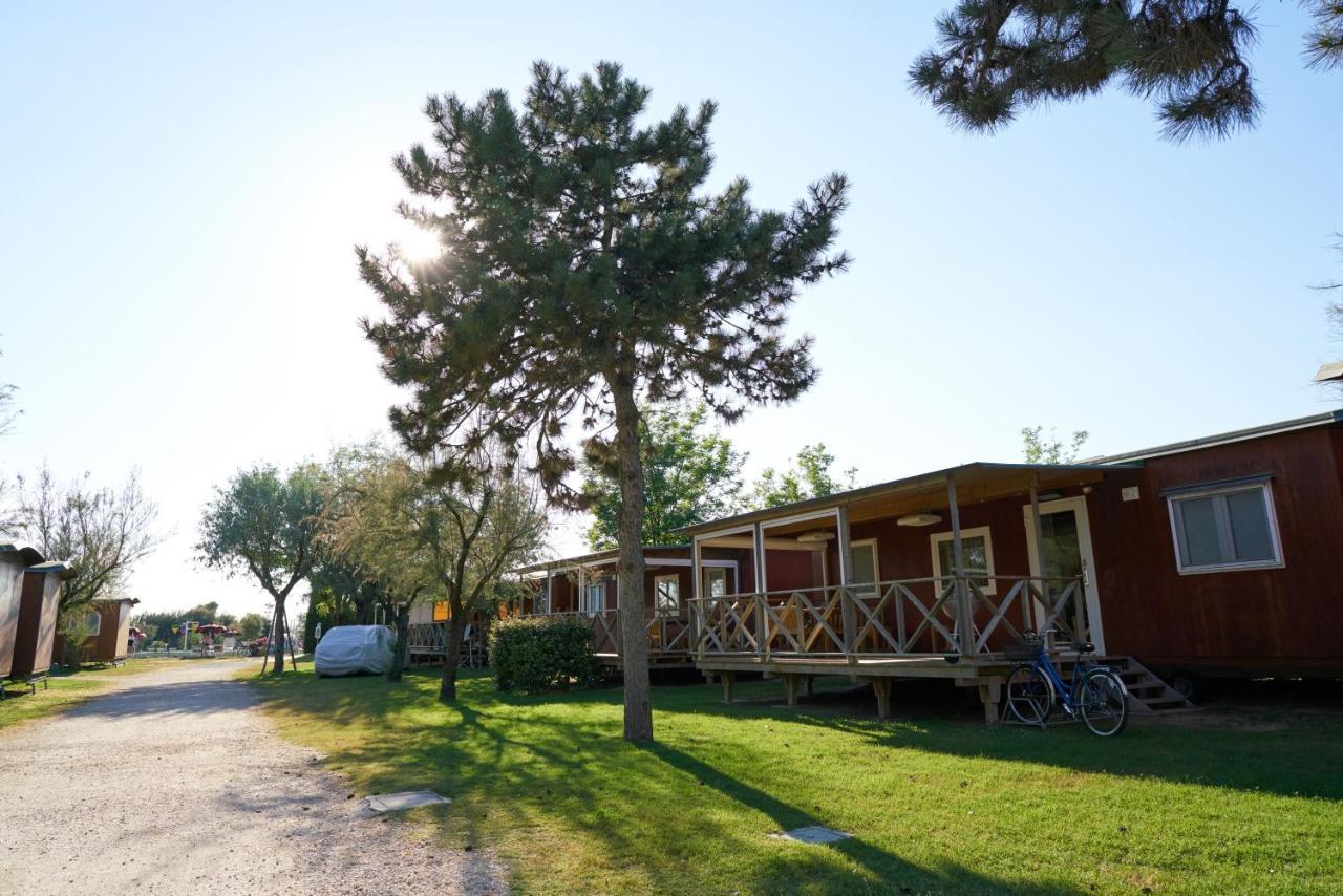 ביביונה Camping Village Capalonga מראה חיצוני תמונה